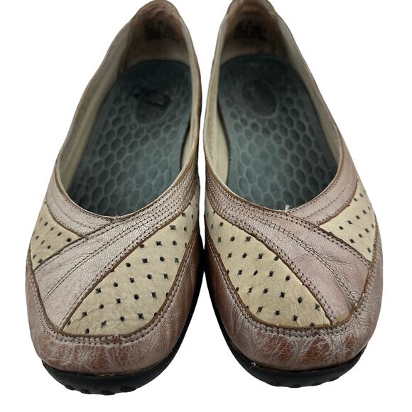 Clarks Privo Darebin Active Flats Perforated Ballet Leather Beige Pewter Size 8 - Picture 1 of 5